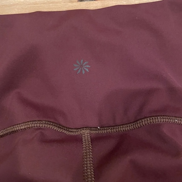 Athleta Persistence Laser Cut 7/8 Tight in Antique Burgundy Gym Athleisure Sm - Picture 5 of 11